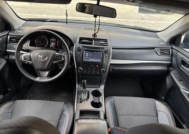Toyota Camry 2016 — լուսանկար 11