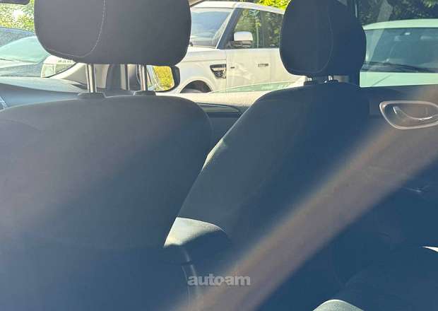 Nissan Sentra 2019 — photo 9