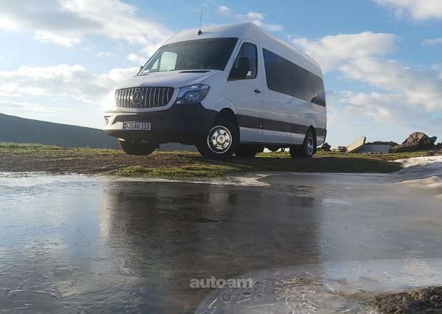 Mercedes-Benz Sprinter 2011 — լուսանկար 1