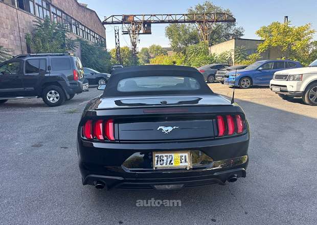 Ford Mustang 2020 — լուսանկար 5