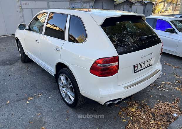 Porsche Cayenne 2008 — լուսանկար 12