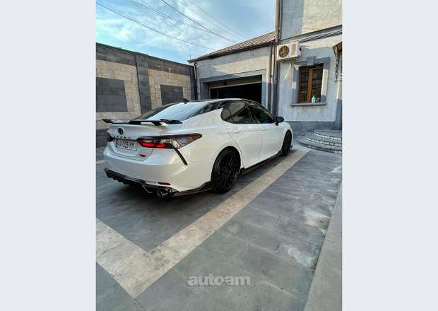 Toyota Camry 2021 — фото 10