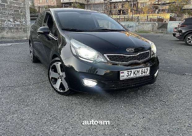 Kia Rio 2013 — photo 10