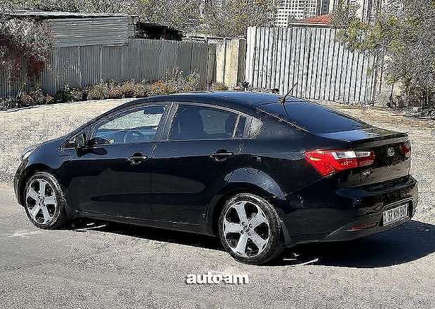 Kia Rio 2013 — photo 6