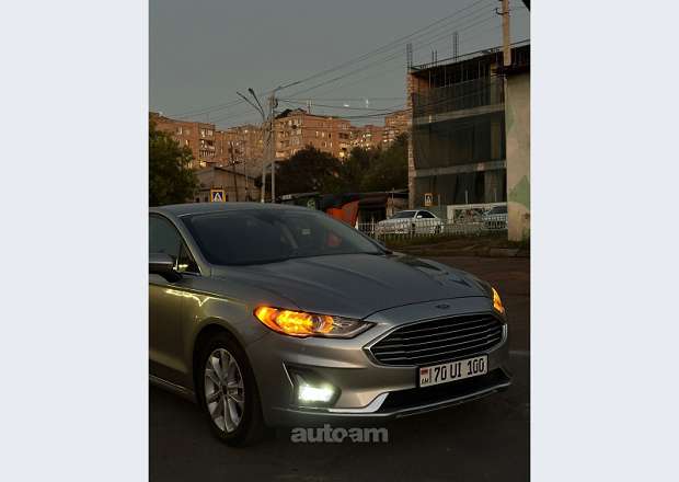 Ford Fusion 2020 — լուսանկար 11