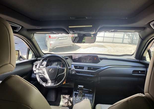 Lexus UX 200 2019 — լուսանկար 6