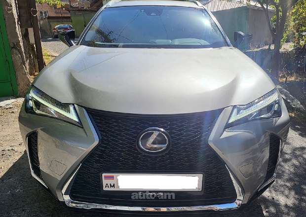 Lexus UX 200 2019 — լուսանկար 1