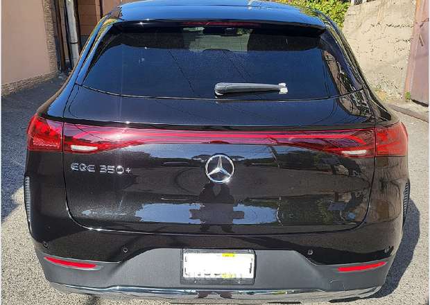Mercedes-Benz EQE SUV