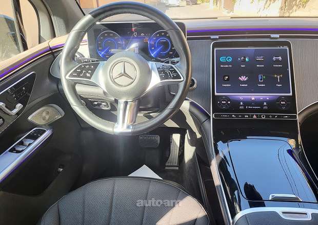 Mercedes-Benz EQE SUV
