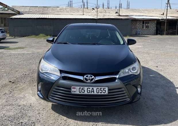 Toyota Camry 2015 — լուսանկար 1