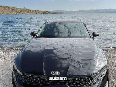 Kia K5  2020 