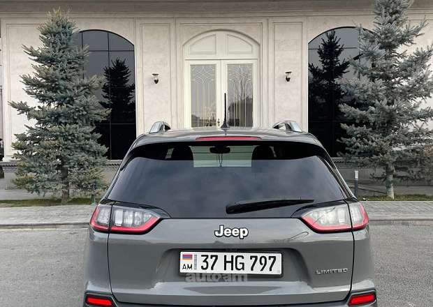 Jeep Cherokee 2019 — photo 3