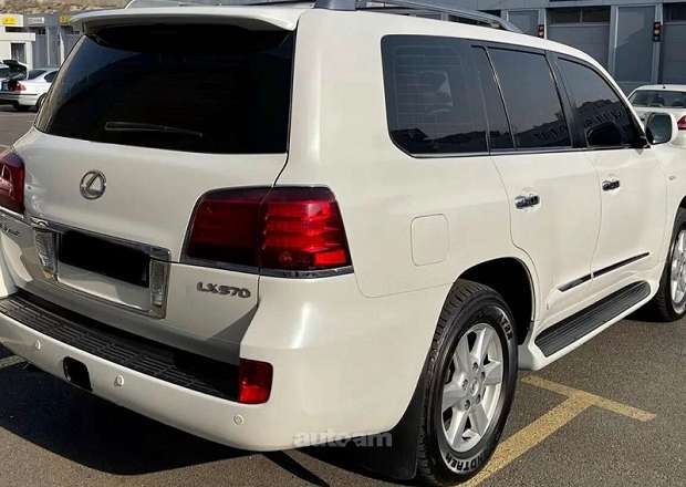 Lexus LX 570 2009 — photo 4