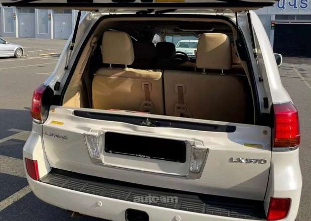 Lexus LX 570 2009 — photo 8