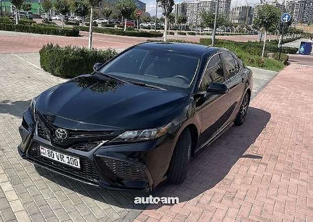 Toyota Camry 2021 — լուսանկար 5