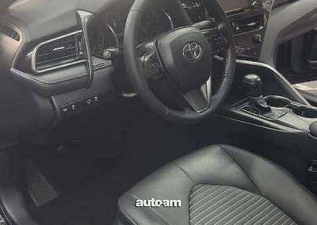 Toyota Camry 2021 — լուսանկար 6