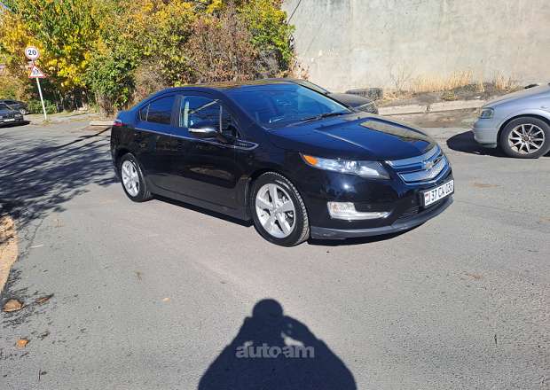 Chevrolet Volt 2013 — լուսանկար 1