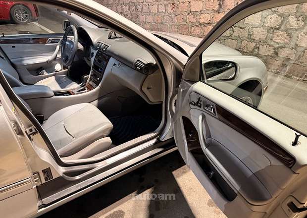 Mercedes-Benz C 320 2000 — լուսանկար 10