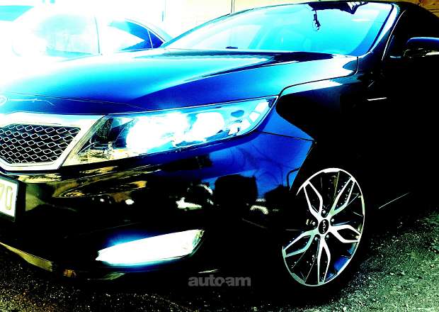 Kia Optima 2012 — photo 1
