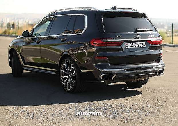 BMW X7