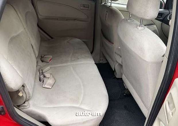Mitsubishi Colt 2002 — фото 12