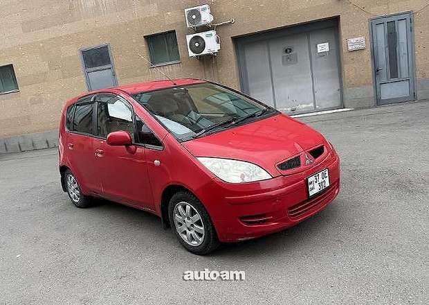 Mitsubishi Colt 2002 — фото 1