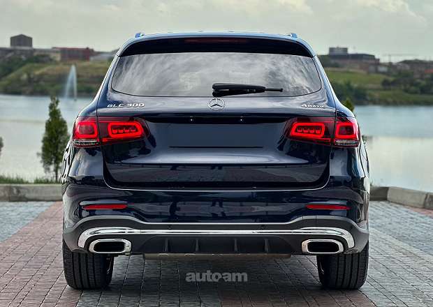 Mercedes-Benz GLC 300