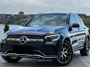 Mercedes-Benz GLC 300  2020 