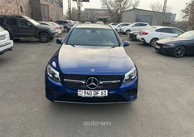 Mercedes-Benz GLC 300 2019 — լուսանկար 1
