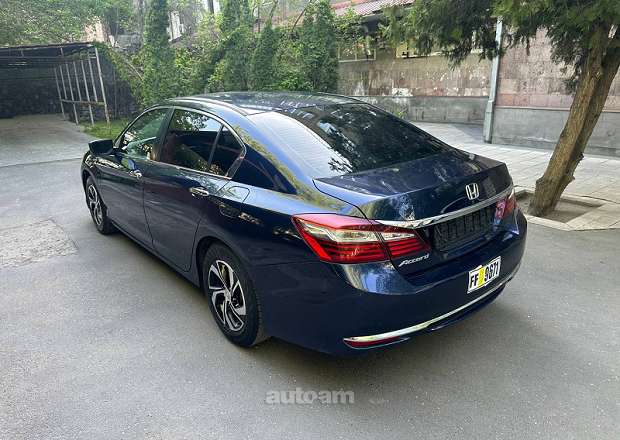 Honda Accord 2017 — լուսանկար 8