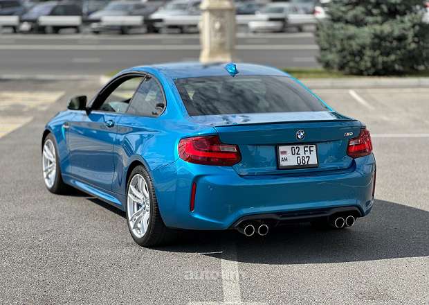 BMW M2 2017 — photo 4