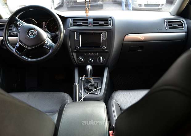 Volkswagen Jetta 2016 — լուսանկար 7