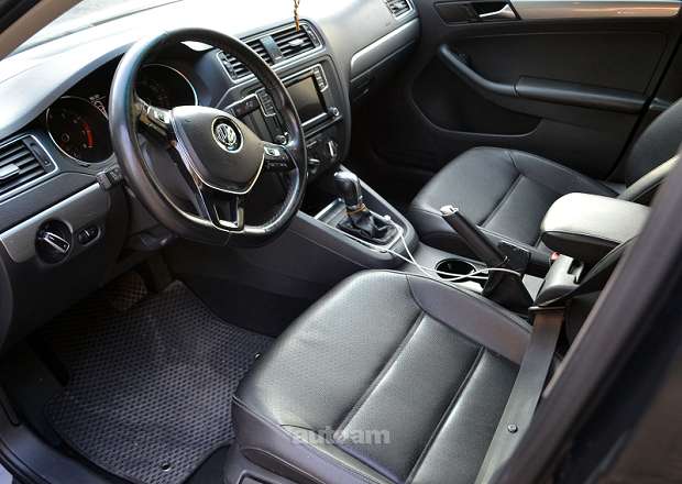 Volkswagen Jetta 2016 — լուսանկար 10