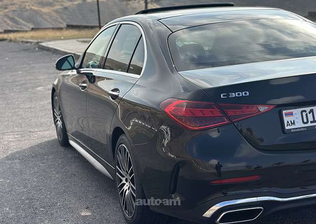 Mercedes-Benz C 300