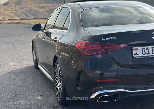 Mercedes-Benz C 300