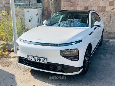 XPeng G9 2024 — миниатюра 1