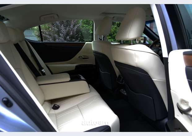 Lexus ES 250