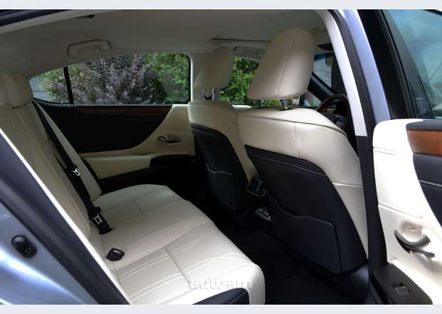 Lexus ES 250