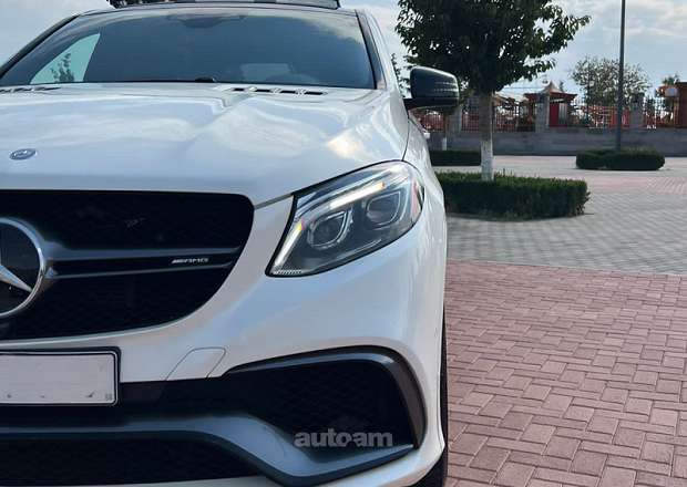Mercedes-Benz GLE 63 S Coupe 2016 — լուսանկար 1