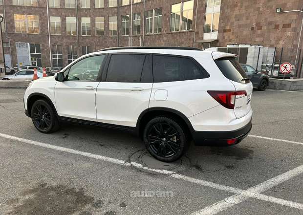 Honda Pilot 2021 — լուսանկար 3
