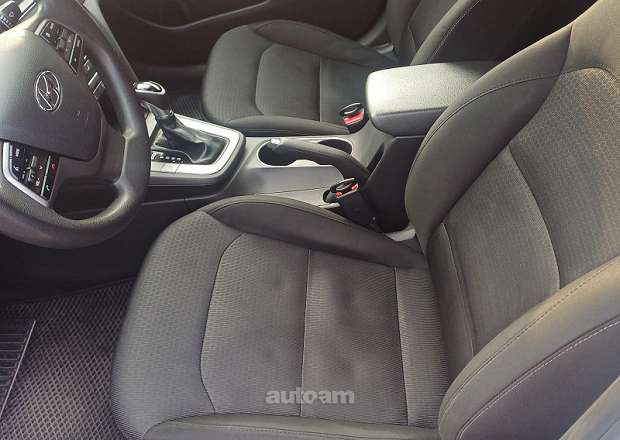 Hyundai Elantra 2017 — լուսանկար 8
