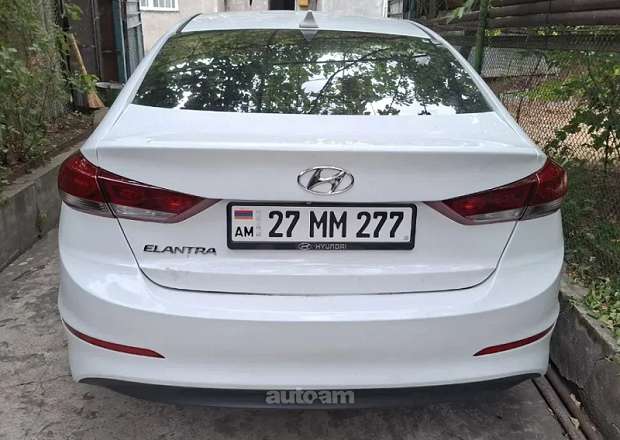 Hyundai Elantra 2017 — լուսանկար 9