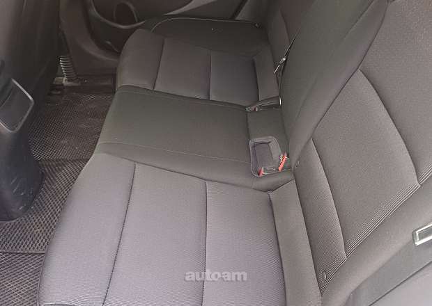 Hyundai Elantra 2017 — լուսանկար 7