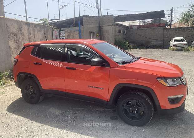 Jeep Compass 2018 — photo 3