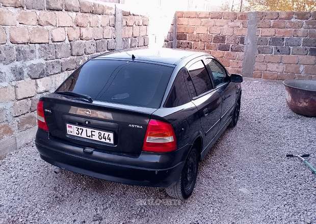 Opel Astra 1999 — լուսանկար 3