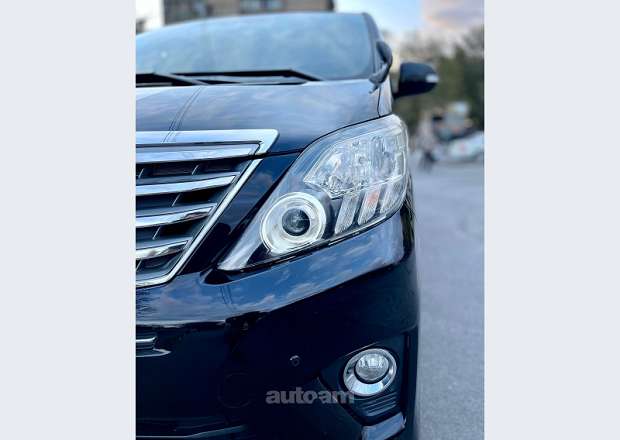 Toyota Alphard 2012 — photo 1