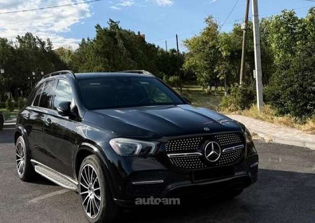Mercedes-Benz GLE-Class 2020 — photo 1