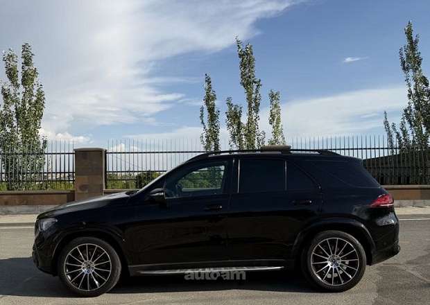 Mercedes-Benz GLE-Class 2020 — photo 4