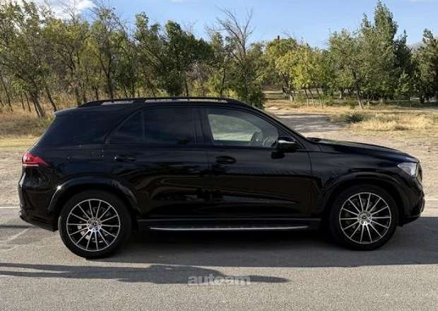 Mercedes-Benz GLE-Class 2020 — photo 3