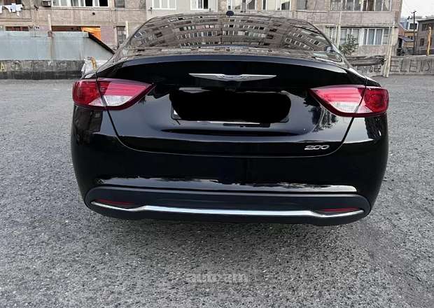 Chrysler 200 2015 — լուսանկար 5